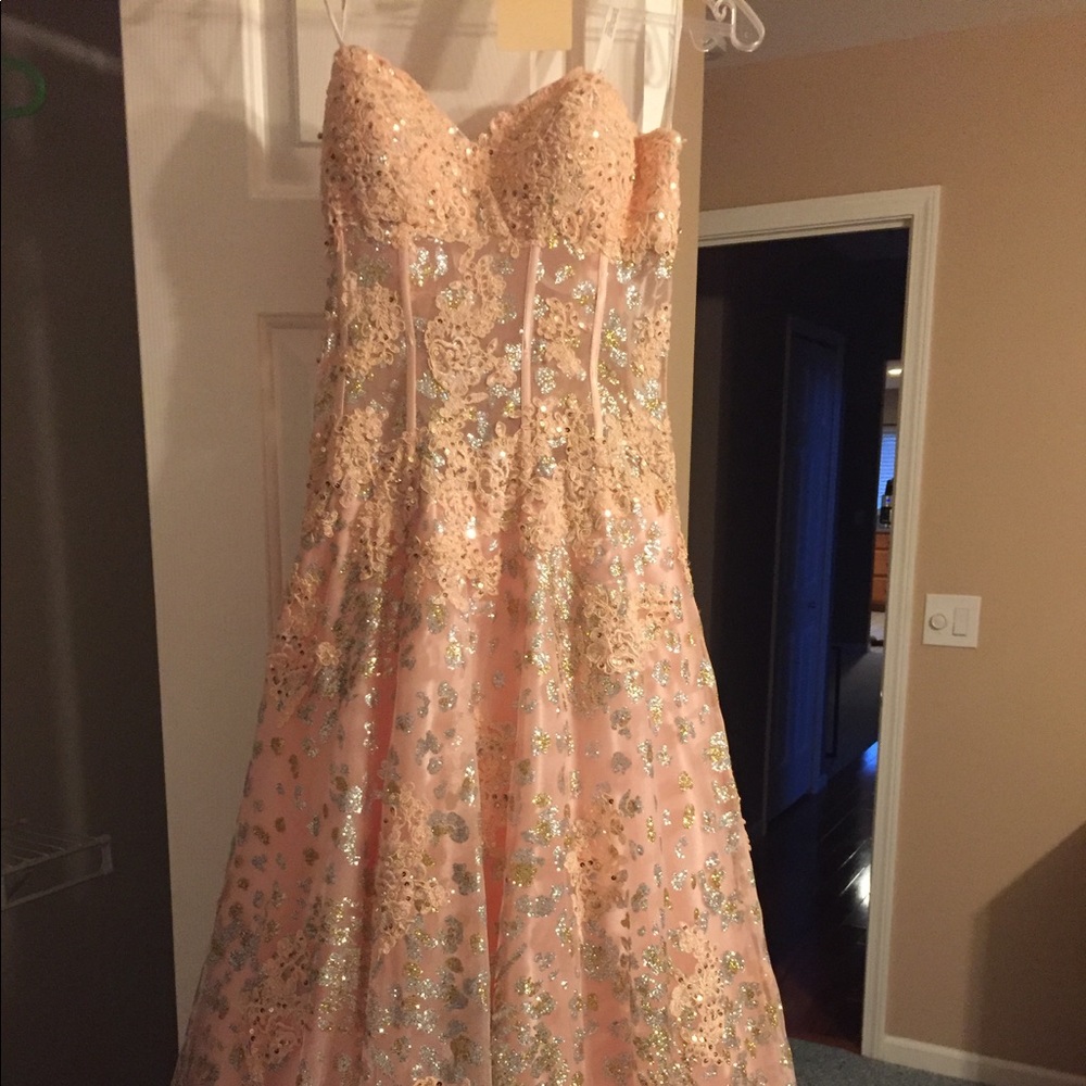 Prom dress